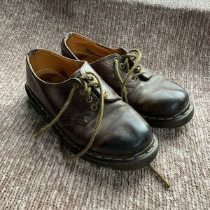 Dr Martens 1561 Brown Leather Oxford Shoes - Made in England - size 6